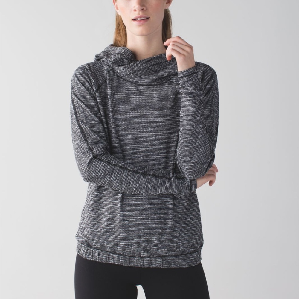 Lululemon healthy heart pullover size 12 coco pique rulu